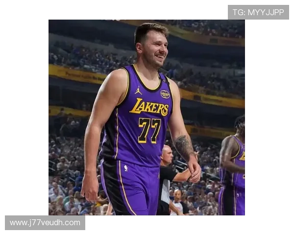 独行侠险胜步行者迎四连败 东契奇关键时刻挺身而出